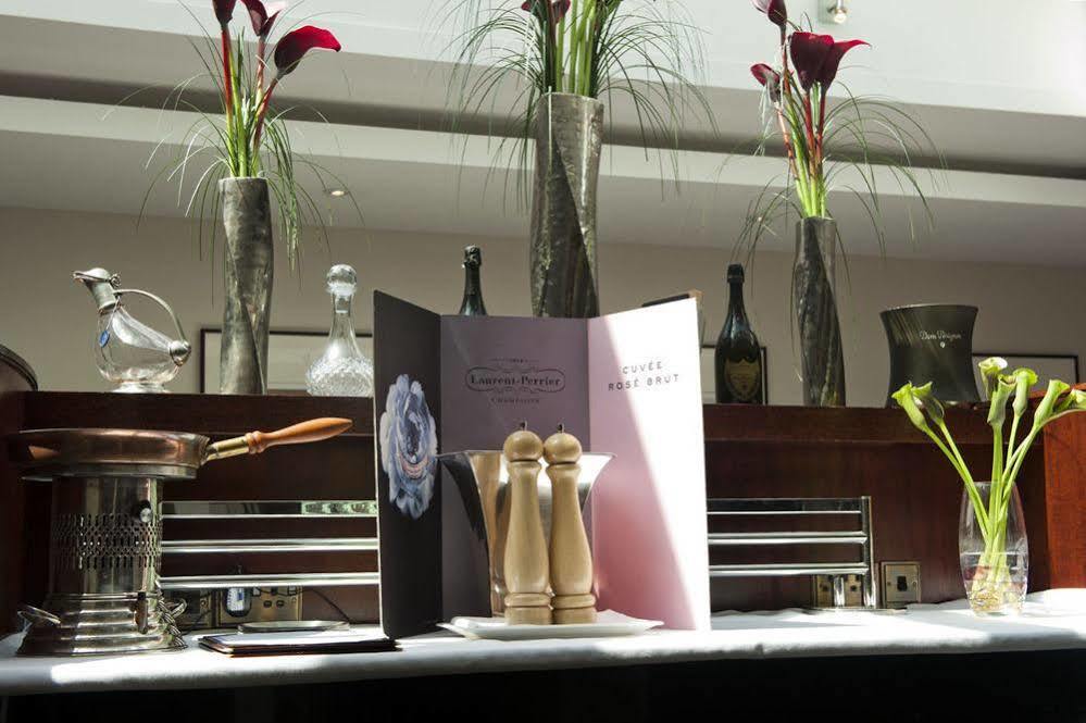 Buxted Park Hotel Bagian luar foto
